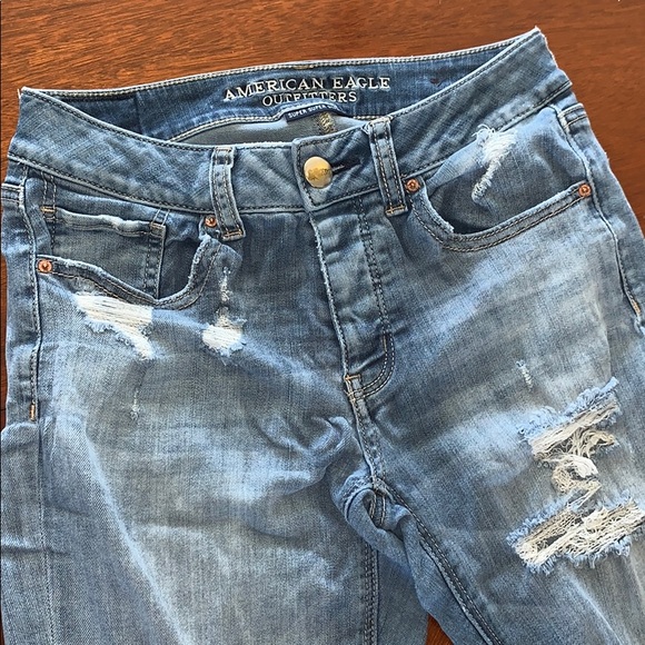 American Eagle Tomboy Jeans - Picture 2 of 6